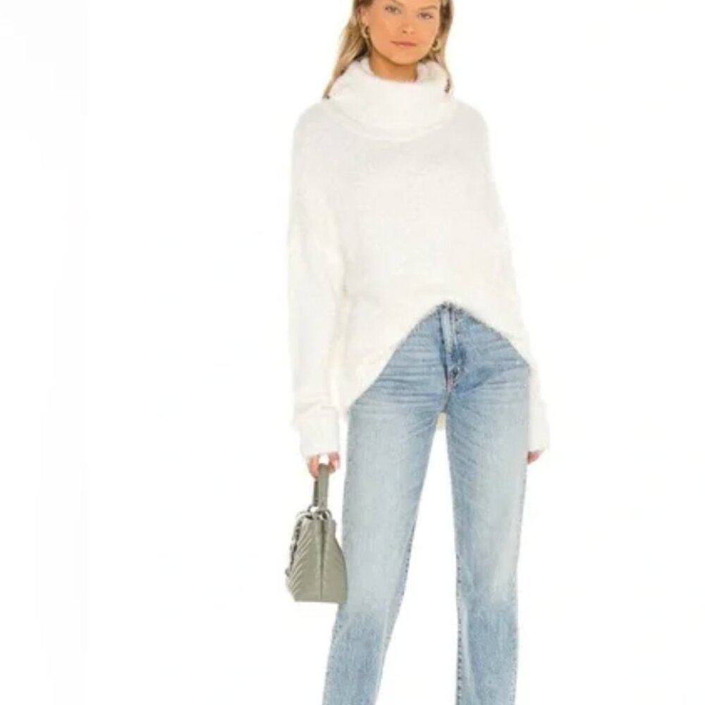 SHOW ME YOU MUMU Fatima Turtleneck White Eyelash Oversize Sweater size medium